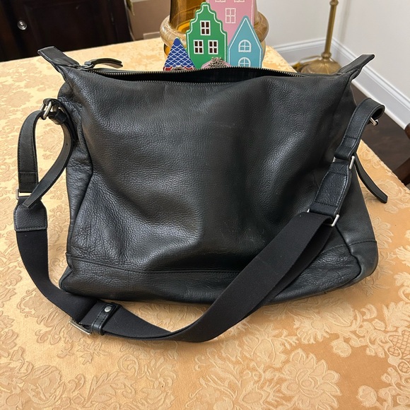 BURBERRY AUTHENTIC BLACK LABEL CALFSKIN LEATHER CROSSBODY BAG UNSEX - Picture 10 of 10